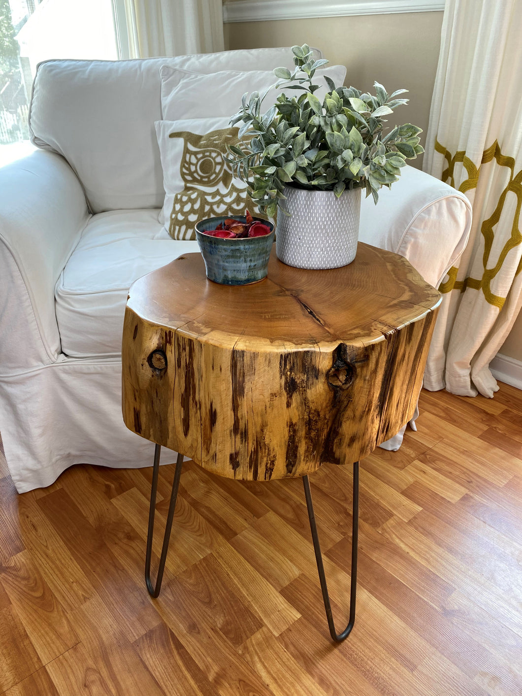 Reclaimed Solid Cypress Coffee Table with Hairpin Legs 20’’ diameter